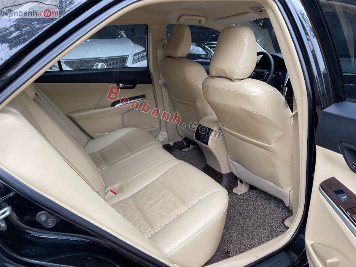 Toyota Camry   2.0E  2018 - Cần bán lại xe Toyota Camry 2.0E năm sản xuất 2018, màu đen, giá tốt