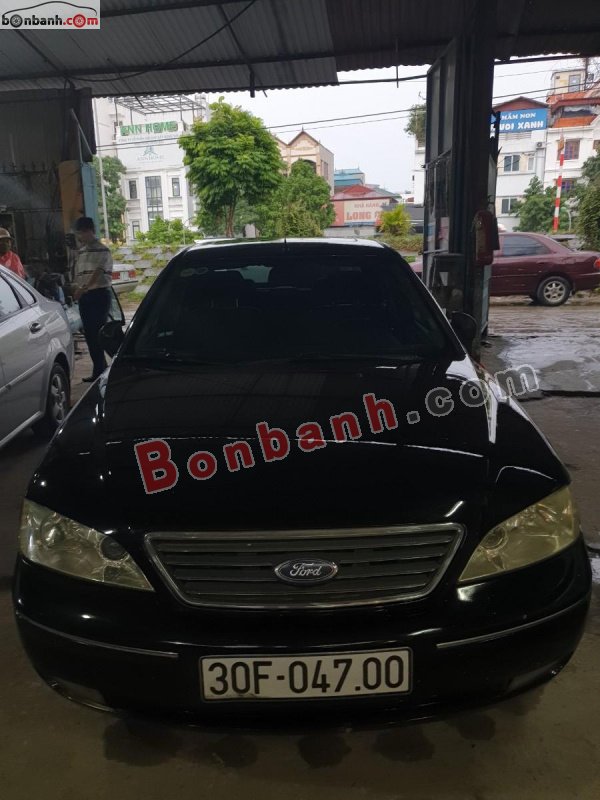 Ford Mondeo   2.5 AT 2003 - Cần bán gấp Ford Mondeo 2.5 AT sản xuất năm 2003, màu đen xe gia đình