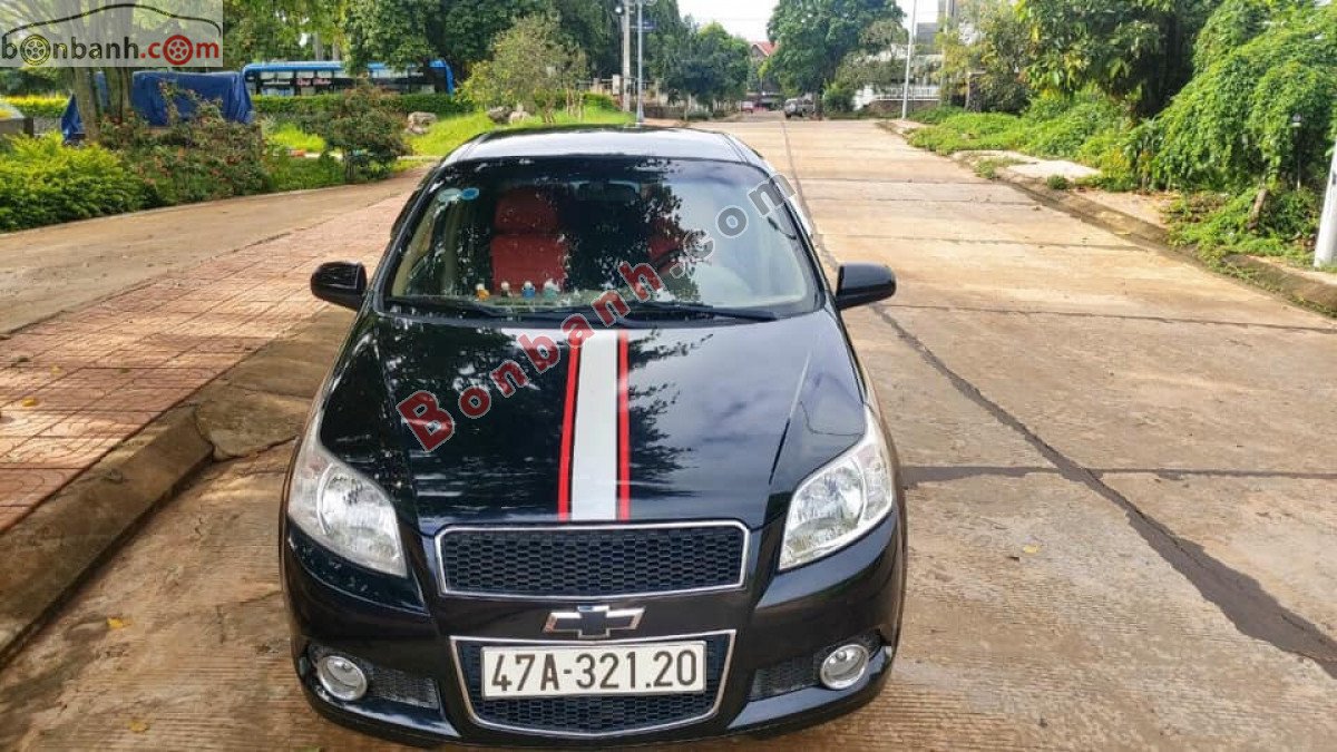 Chevrolet Aveo 2013 - Cần bán xe Chevrolet Aveo đời 2013, màu đen
