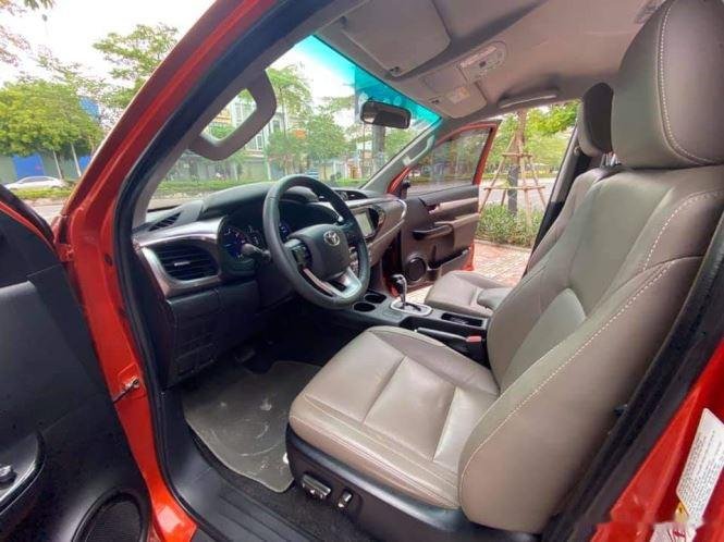 Toyota Hilux 3.0G  AT 2016 - Bán ô tô Toyota Hilux 3.0G  AT 2016, màu đỏ, nhập khẩu nguyên chiếc 