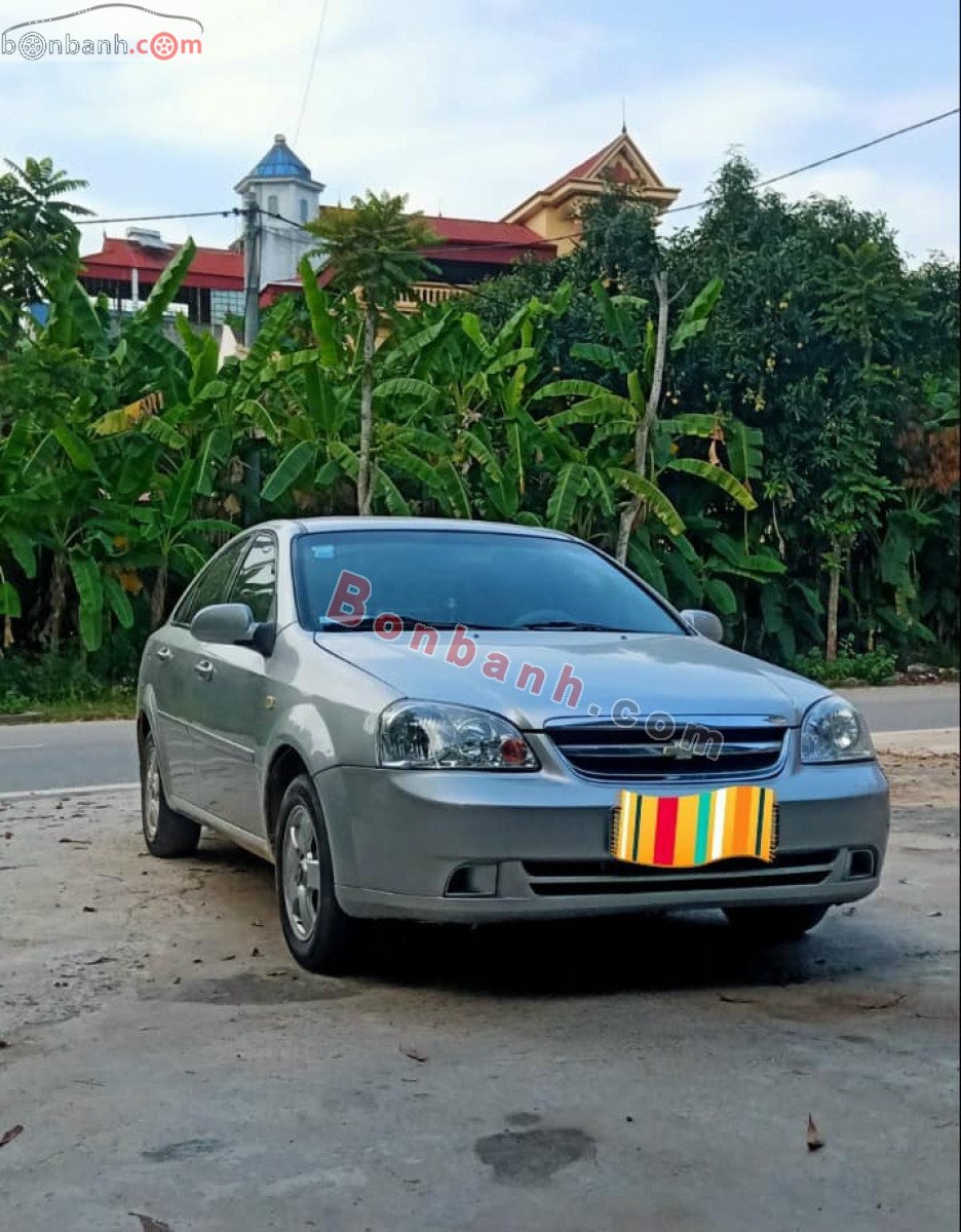 Chevrolet Lacetti   1.6 2012 - Bán Chevrolet Lacetti 1.6 năm sản xuất 2012, màu bạc còn mới