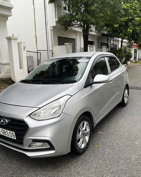 Hyundai Grand i10   1.2 AT  2017 - Bán Hyundai Grand i10 1.2 AT đời 2017 ít sử dụng giá cạnh tranh