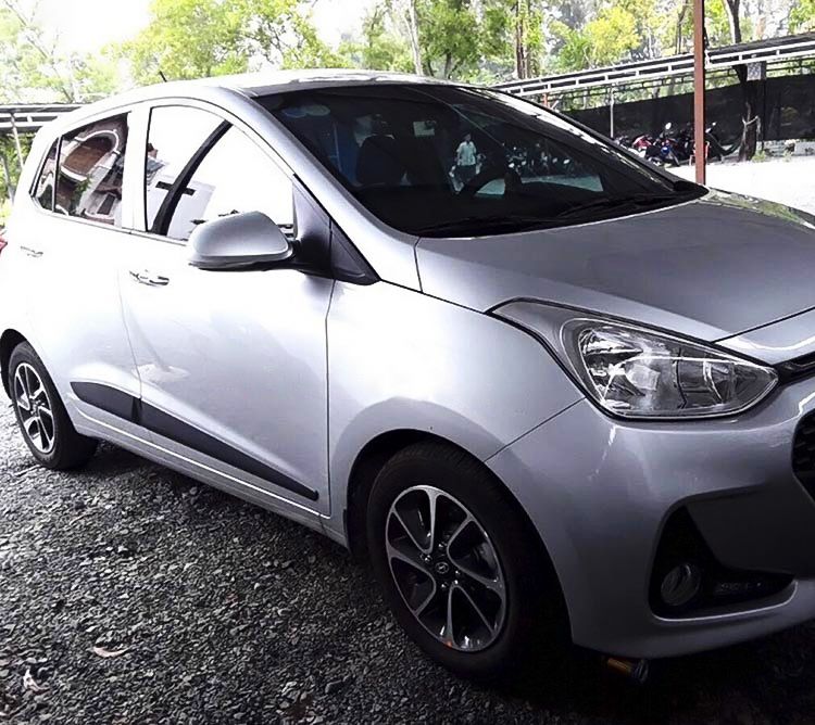 Hyundai Grand i10 2019 - Cần bán xe Hyundai Grand i10 đời 2019, màu bạc, xe nhập còn mới