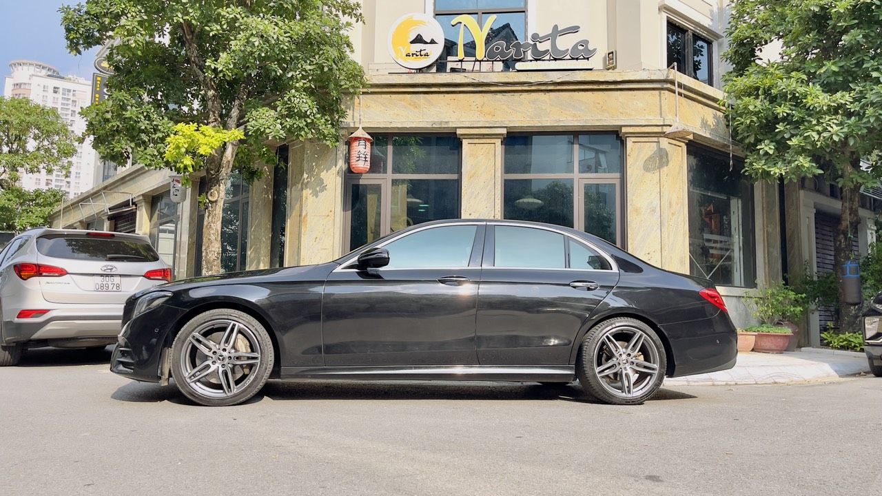 Mercedes-Benz E300 AMG 2017 - Mercedes E300 AMG sx 2017 đk 2018