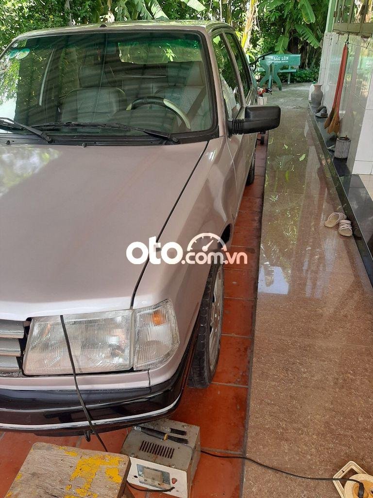 Peugeot 309 1988 - Bán xe Peugeot 309 năm 1988, màu xám, xe nhập còn mới, giá 32tr