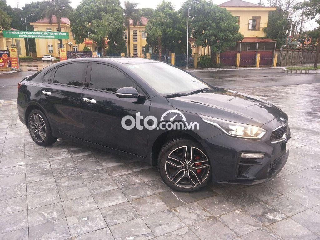 Kia Cerato 2020 - Xe Kia Cerato sản xuất 2020, màu đen 