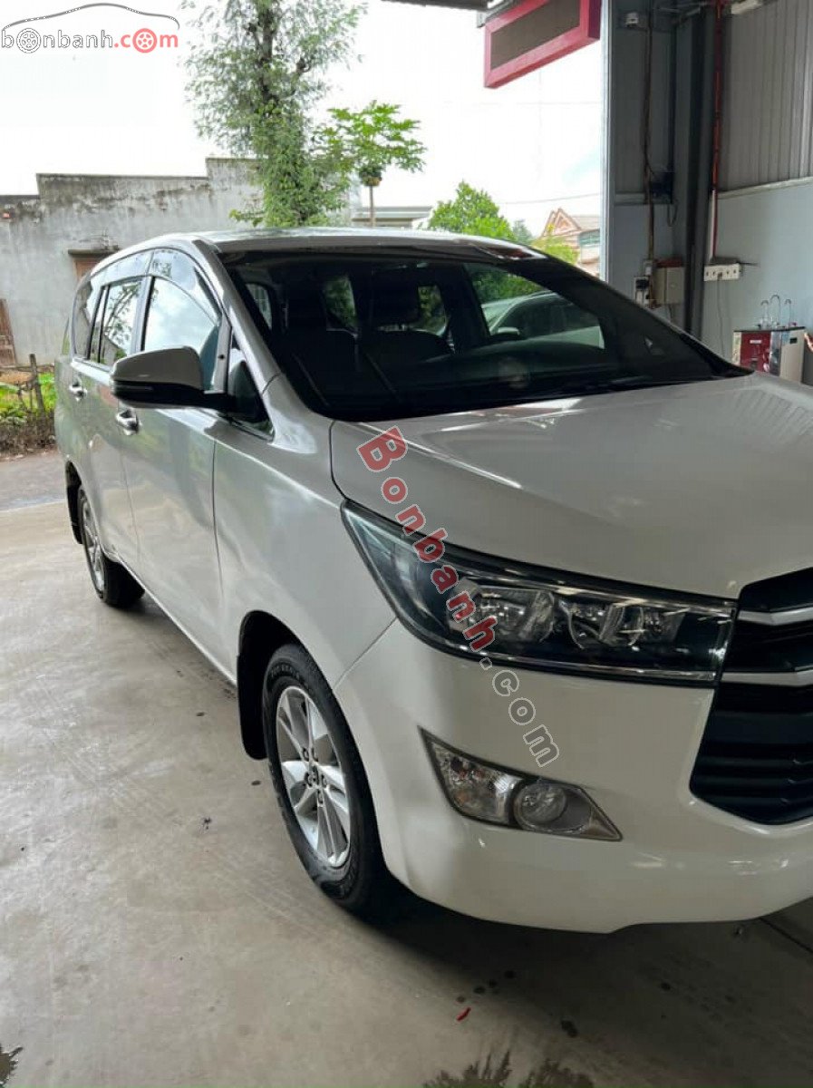 Toyota Innova   2.0E  2018 - Bán xe Toyota Innova 2.0E sản xuất 2018, màu trắng