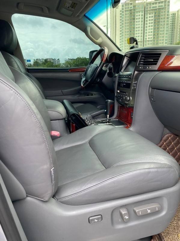 Lexus ES  Bán xe Lexus LX570 model 2015, SX 2009, màu lông chuột, full đồ  2009 -  Bán xe Lexus LX570 model 2015, SX 2009, màu lông chuột, full đồ 