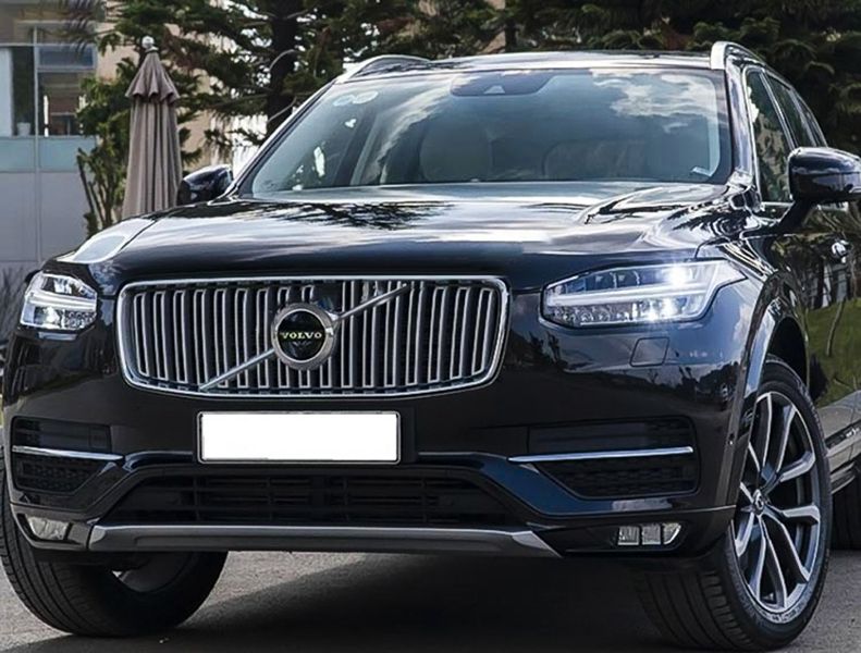 Volvo XC90 2017 - Bán ô tô Volvo XC90 năm sản xuất 2017, màu đen, xe nhập