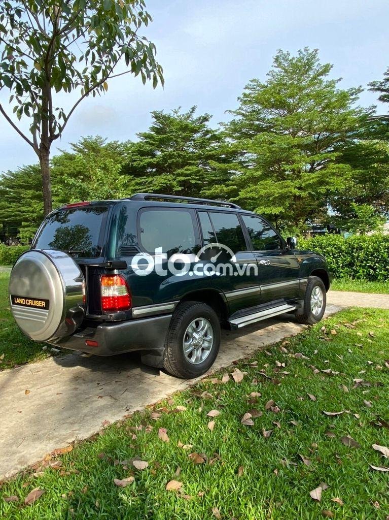 Toyota Land Cruiser    2005 - Bán ô tô Toyota Land Cruiser đời 2005, màu đen còn mới, 619 triệu