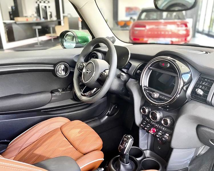 Mini Cooper 3 Doors 2020 - Cần bán Mini Cooper 3 Doors sản xuất 2020, màu xanh lục, nhập khẩu nguyên chiếc