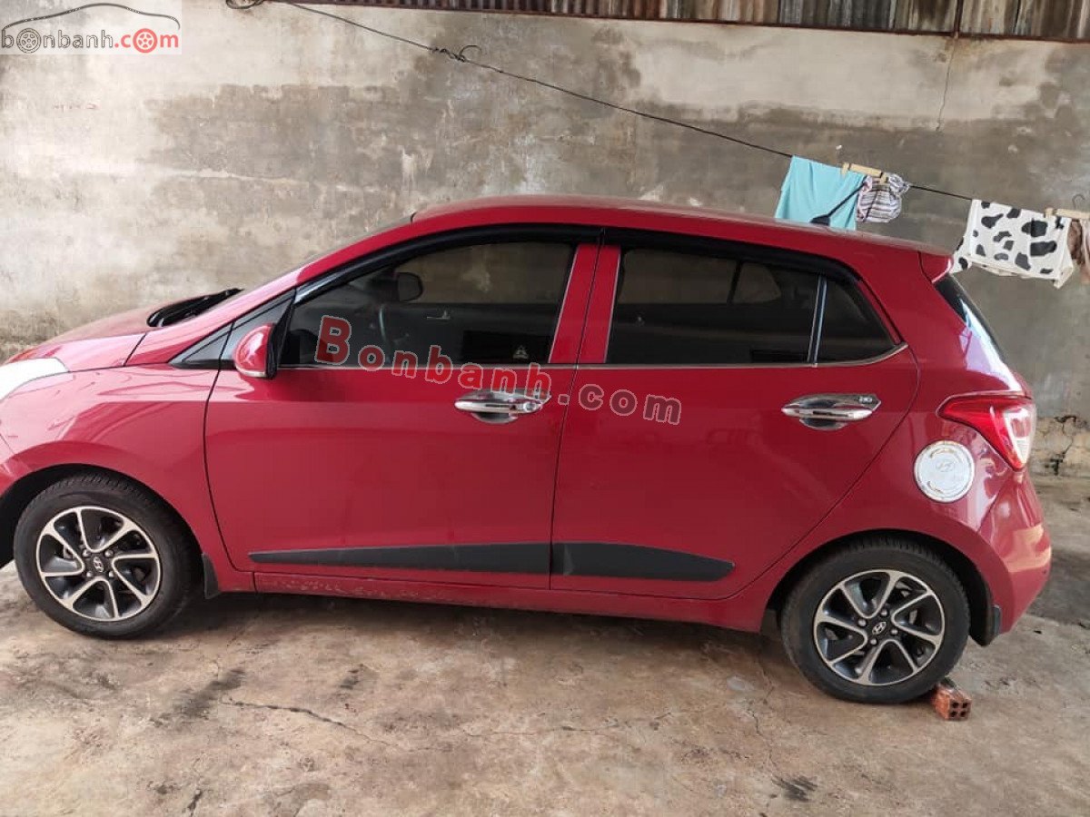 Hyundai Grand i10     2018 - Bán Hyundai Grand i10 sản xuất 2018, màu đỏ còn mới