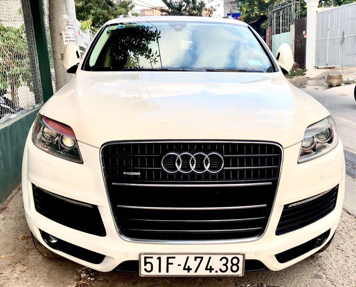 Audi Q7   S-line 4.2 AT  2008 - Cần bán Audi Q7 S-line 4.2 AT sản xuất năm 2008, màu trắng, nhập khẩu  