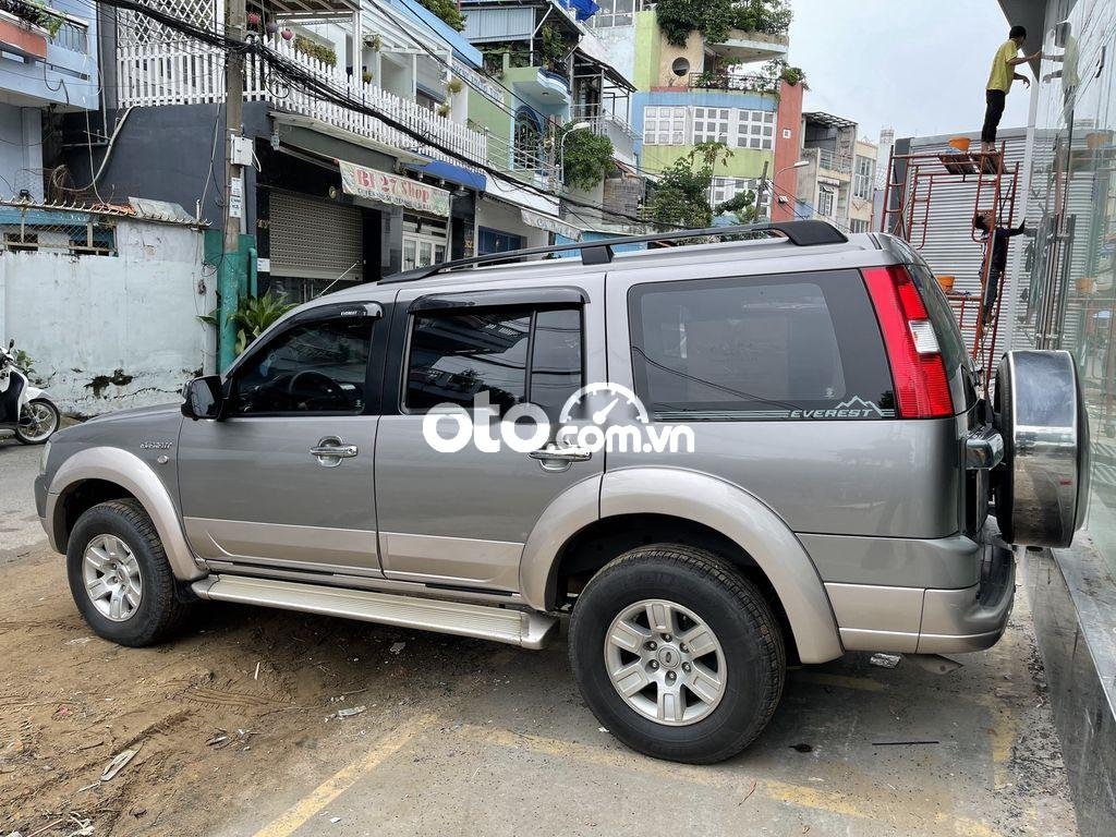 Ford Everest  2.5L Limited 2009 - Cần bán xe Ford Everest 2.5L Limited năm sản xuất 2009, màu xám 