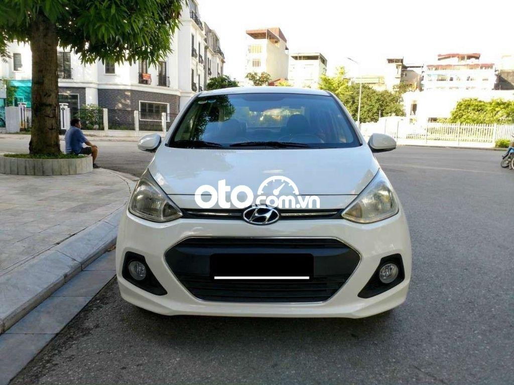 Hyundai Grand i10 2016 - Bán Hyundai Grand i10 năm 2016, màu trắng, nhập khẩu nguyên chiếc