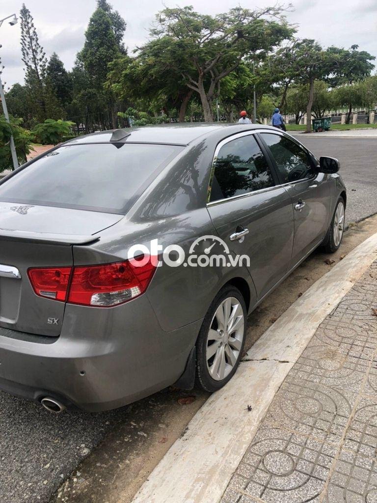 Kia Forte 2013 - Cần bán xe Kia Forte sản xuất 2013 còn mới