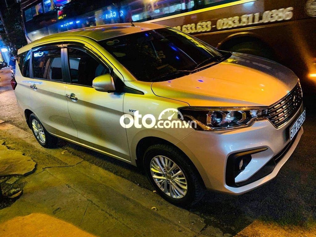 Suzuki Ertiga 2019 - Cần bán lại xe Suzuki Ertiga sản xuất năm 2019, màu bạc, nhập khẩu nguyên chiếc còn mới