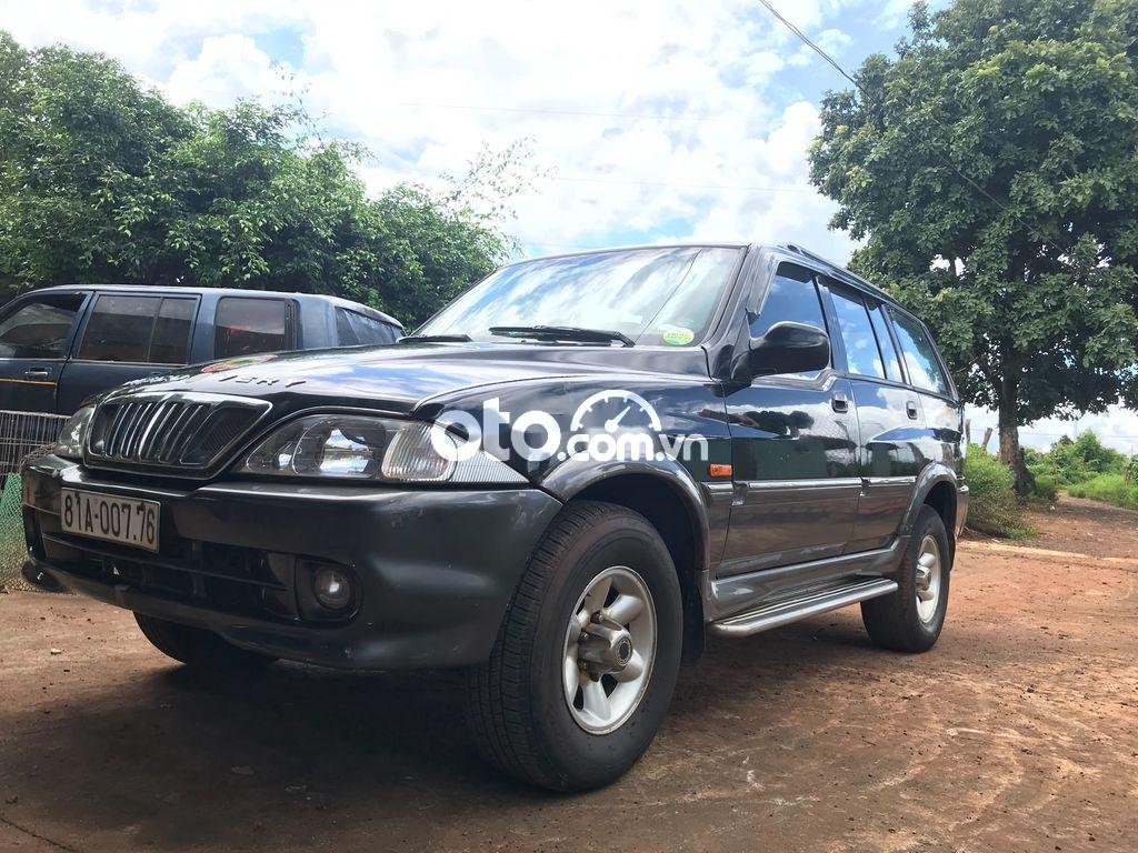 Ssangyong Musso    2000 - Cần bán gấp Ssangyong Musso năm sản xuất 2000, màu xám, xe nhập còn mới