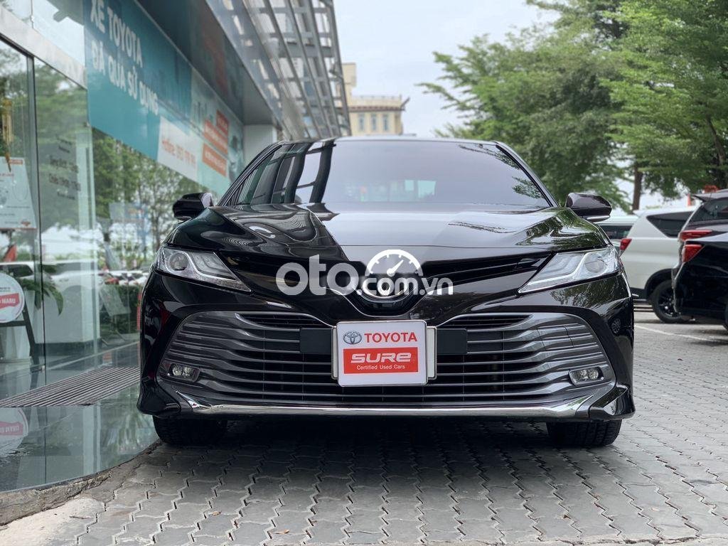 Toyota Camry 2.5Q  2020 - Cần bán xe Toyota Camry 2.5Q sản xuất 2020, màu đen, nhập khẩu