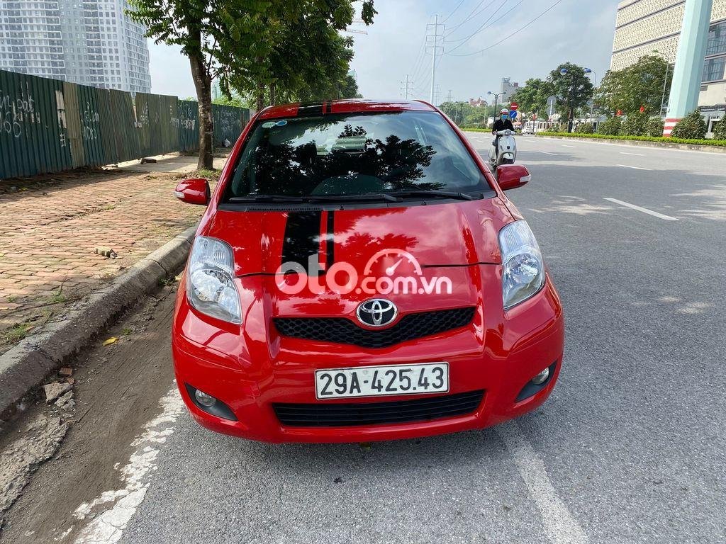 Toyota Yaris 2011 - Cần bán lại xe Toyota Yaris sản xuất 2011, nhập khẩu