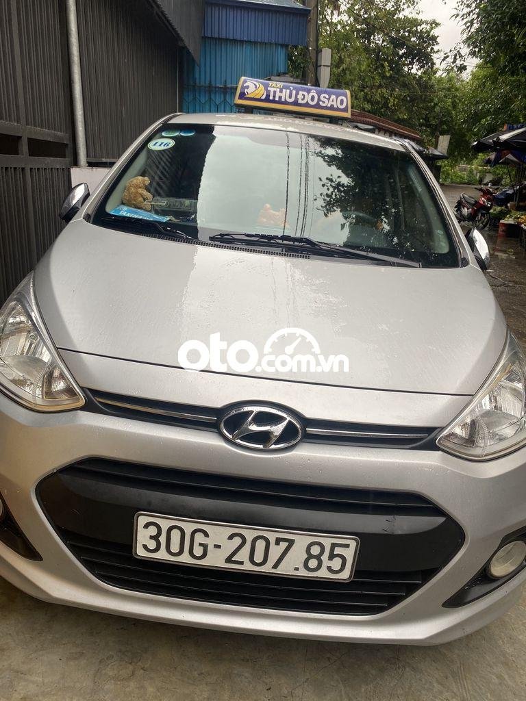 Hyundai Grand i10 2016 - Cần bán lại xe Hyundai Grand i10 sản xuất 2016, màu bạc, nhập khẩu  