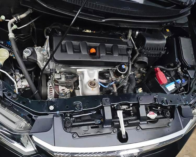 Honda Civic    2014 - Cần bán lại xe Honda Civic 2014, màu đen còn mới, giá 402tr
