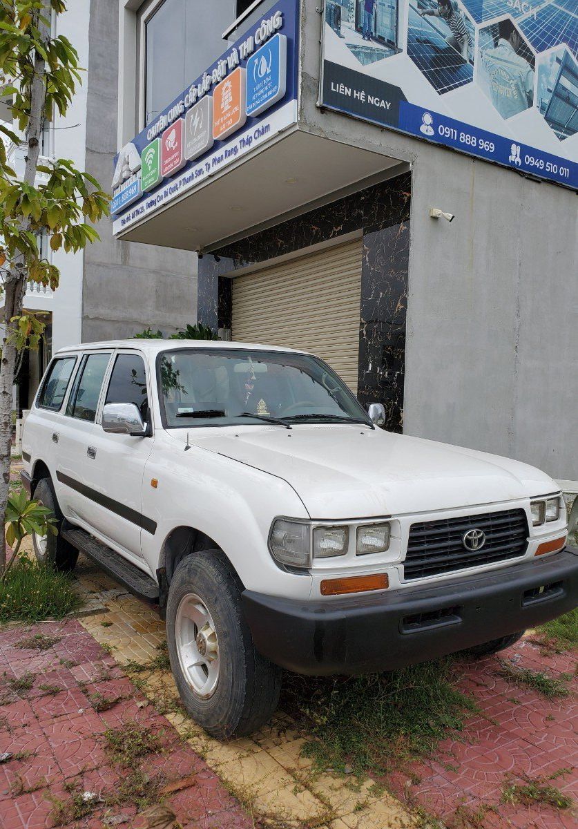 Toyota Land Cruiser   1997 - Bán Toyota Land Cruiser sản xuất năm 1997, màu trắng, nhập khẩu chính chủ, giá chỉ 160 triệu