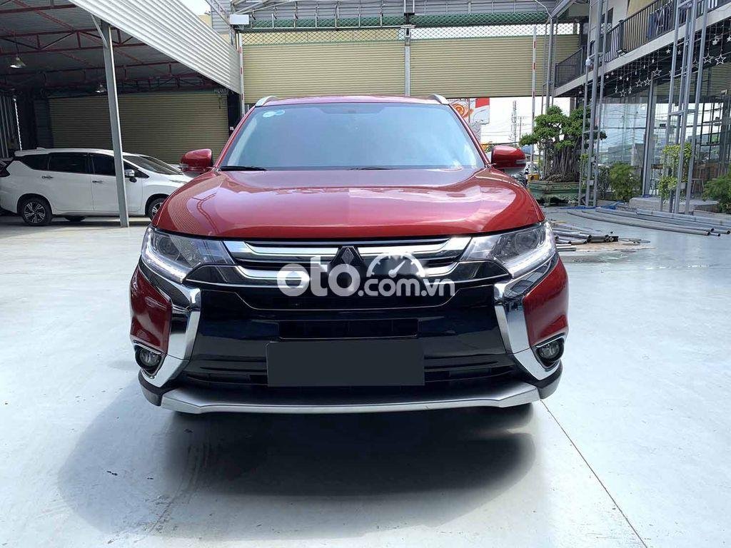 Mitsubishi Outlander  2.0AT 2019 - Xe Mitsubishi Outlander 2.0AT năm 2019, màu đỏ