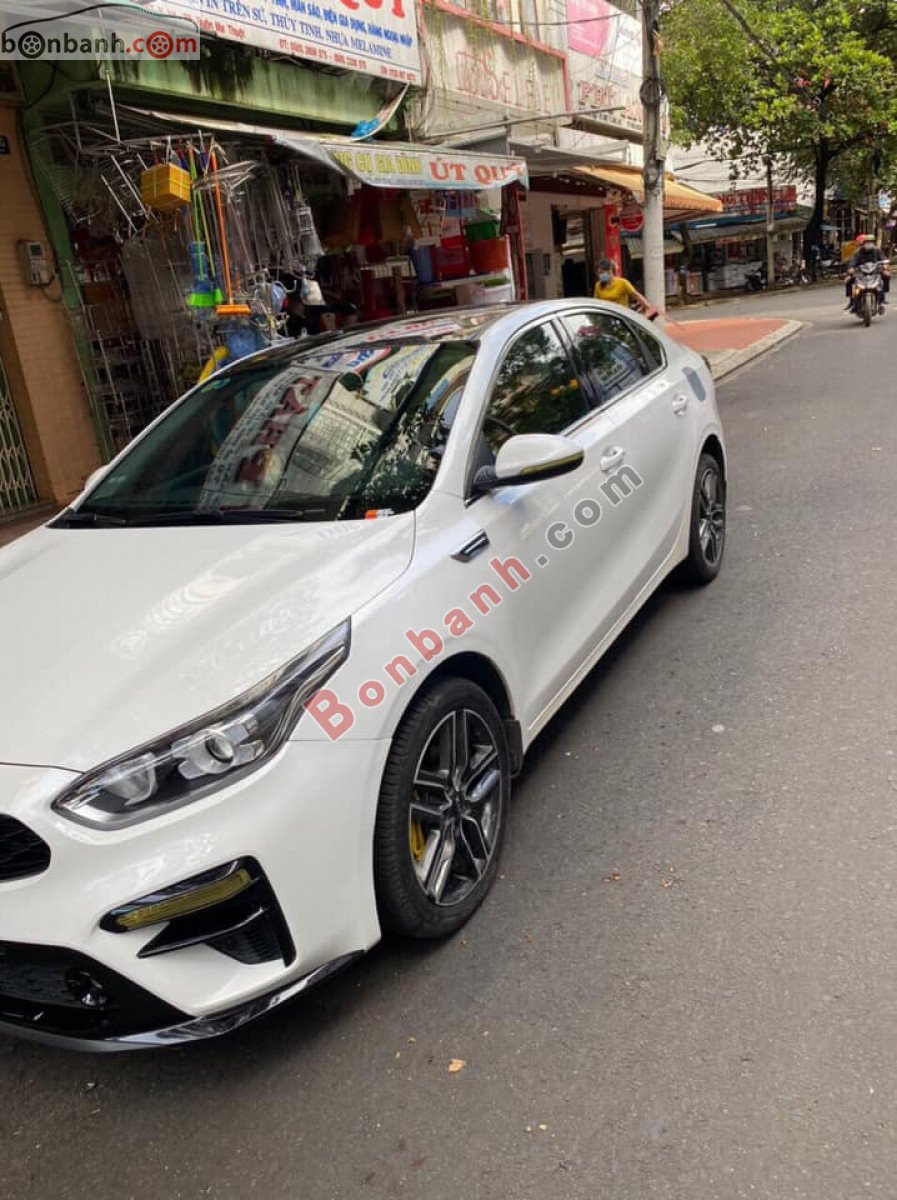 Kia Cerato 2019 - Cần bán lại xe Kia Cerato đời 2019, màu trắng giá cạnh tranh