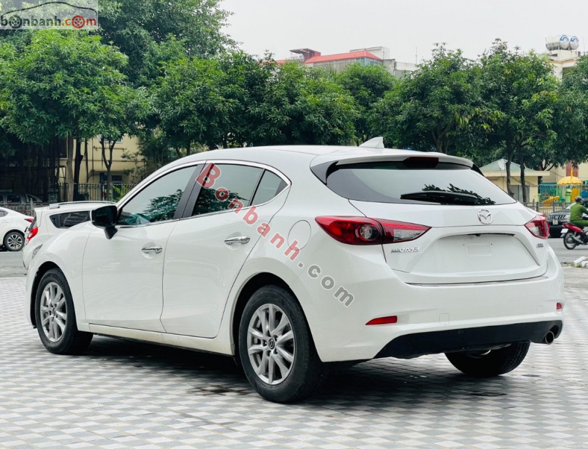 Mazda 3   1.5 AT 2018 - Cần bán lại xe Mazda 3 1.5 AT năm 2018, màu trắng, giá chỉ 599 triệu