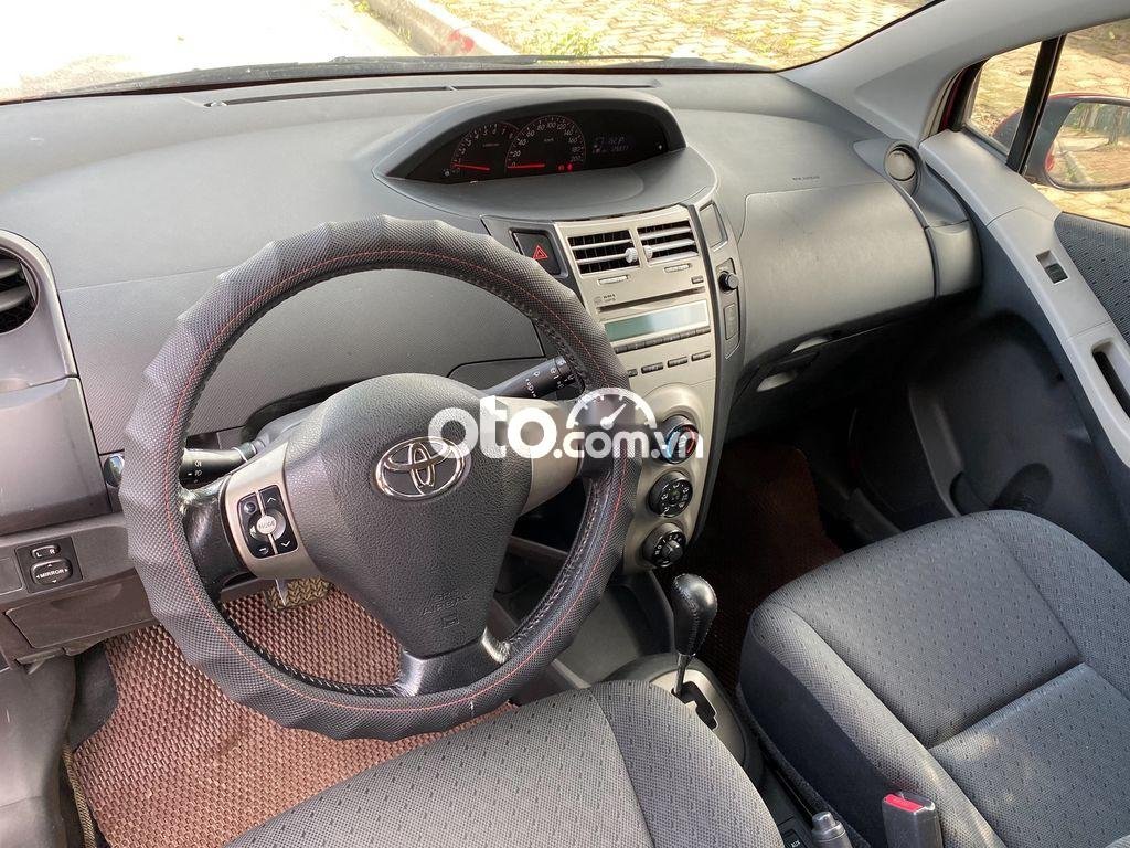 Toyota Yaris 2011 - Cần bán lại xe Toyota Yaris sản xuất 2011, nhập khẩu