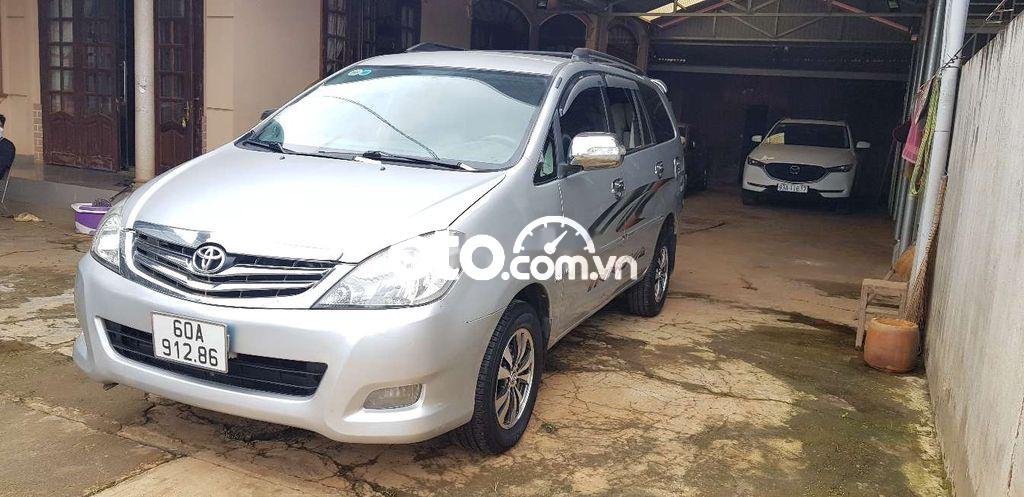 Toyota Innova 2008 - Cần bán Toyota Innova đời 2008, màu bạc