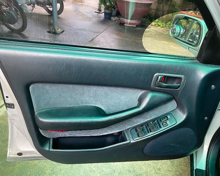 Toyota Camry 1994 - Xe Toyota Camry sản xuất năm 1994, màu bạc, nhập khẩu