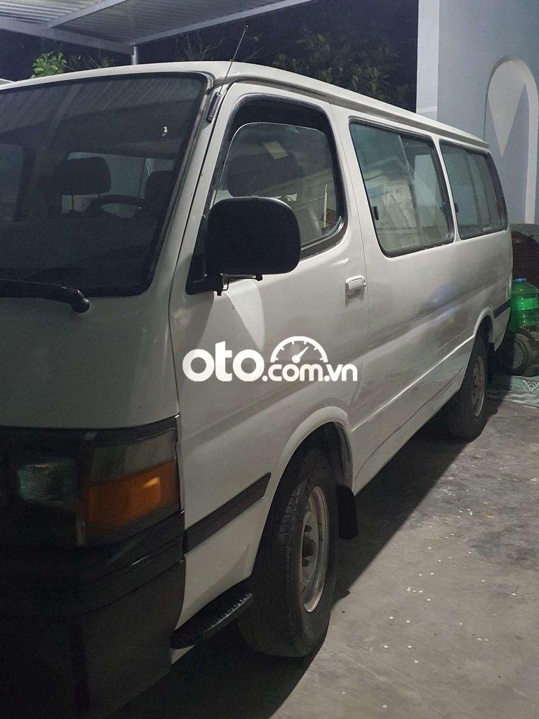 Toyota Hiace 1998 - Bán Toyota Hiace 1998, màu trắng