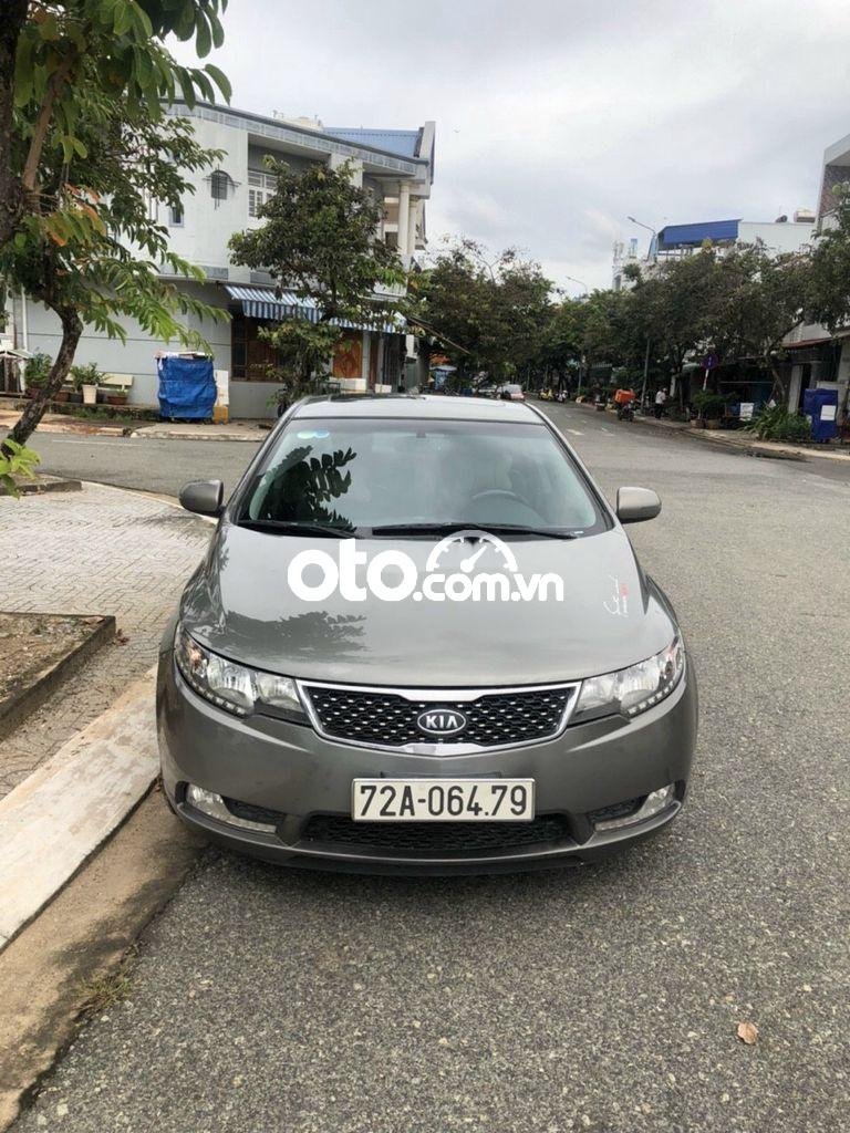 Kia Forte 2013 - Cần bán xe Kia Forte sản xuất 2013 còn mới