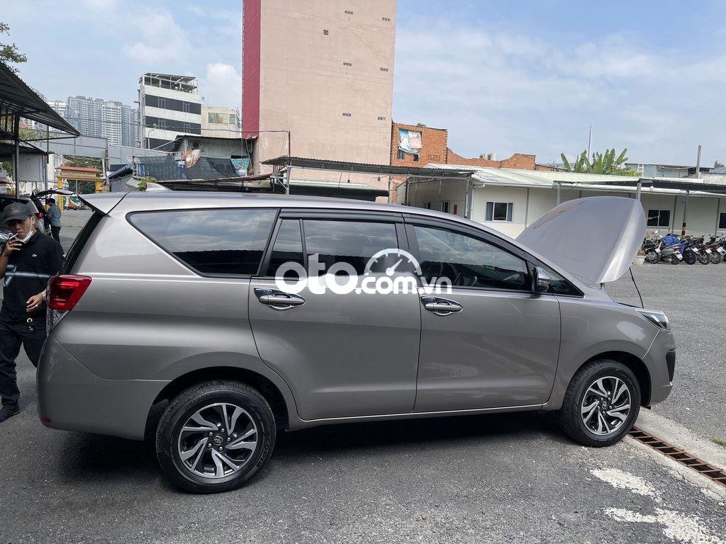 Toyota Innova 2021 - Cần bán gấp Toyota Innova đời 2021