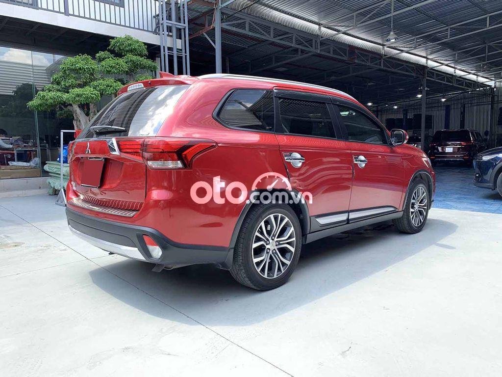 Mitsubishi Outlander  2.0AT 2019 - Xe Mitsubishi Outlander 2.0AT năm 2019, màu đỏ