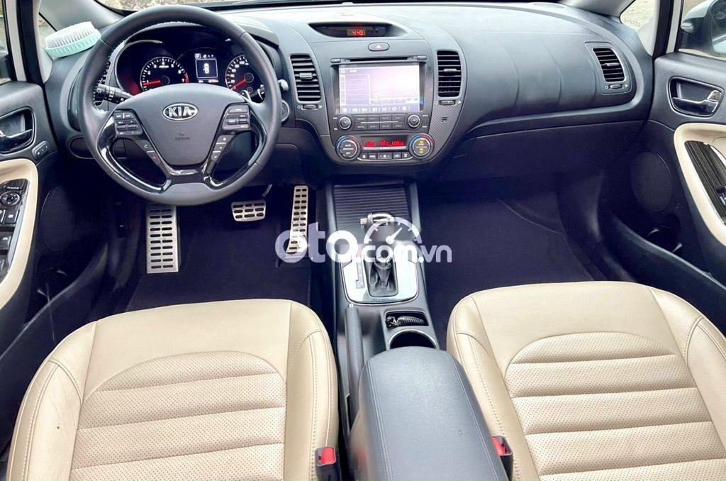 Kia Cerato 1.6AT 2018 - Bán Kia Cerato 1.6AT năm 2018