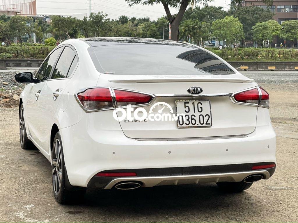 Kia Cerato 1.6AT 2018 - Bán Kia Cerato 1.6AT năm 2018