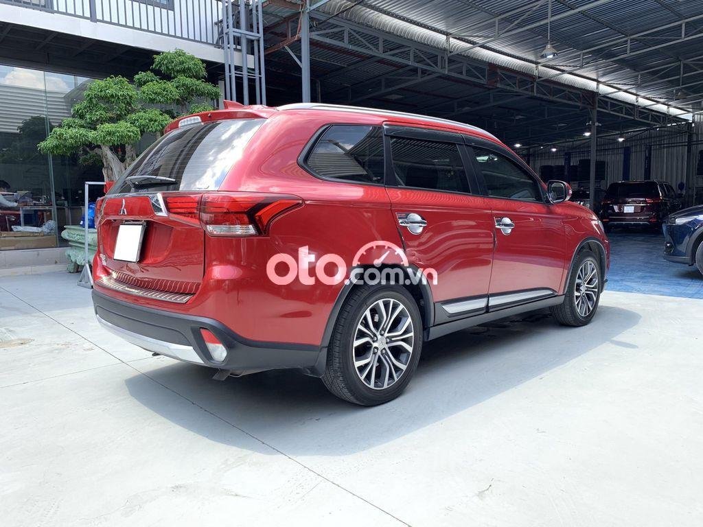 Mitsubishi Outlander   2019 - Bán Mitsubishi Outlander đời 2019, màu đỏ