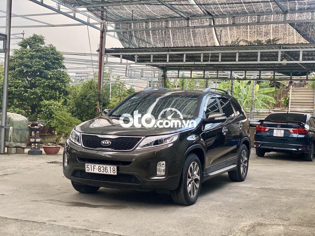 Kia Sorento 2016 - Bán Kia Sorento 2016, màu nâu, giá tốt