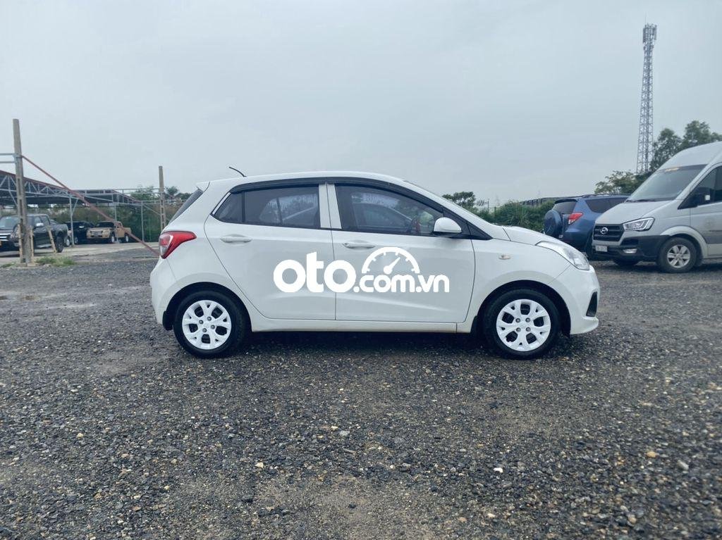 Hyundai Grand i10 2015 - Bán Hyundai Grand i10 sản xuất 2015, xe nhập