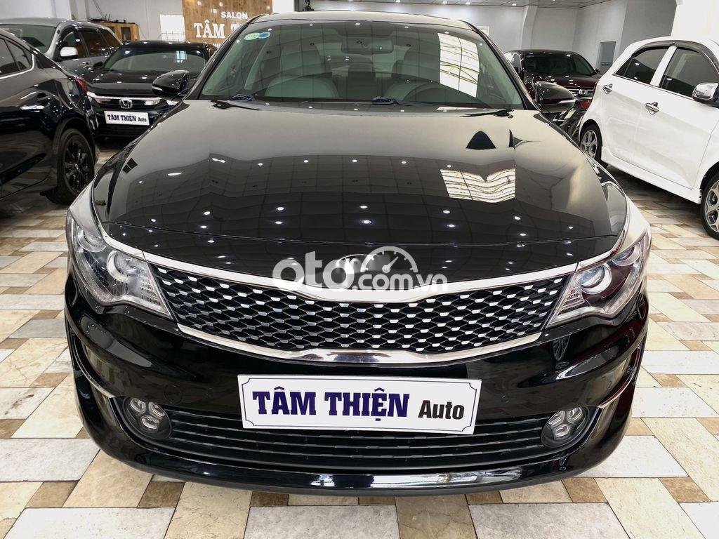 Kia Optima   2.0AT 2017 - Bán xe Kia Optima 2.0AT đời 2017, màu đen