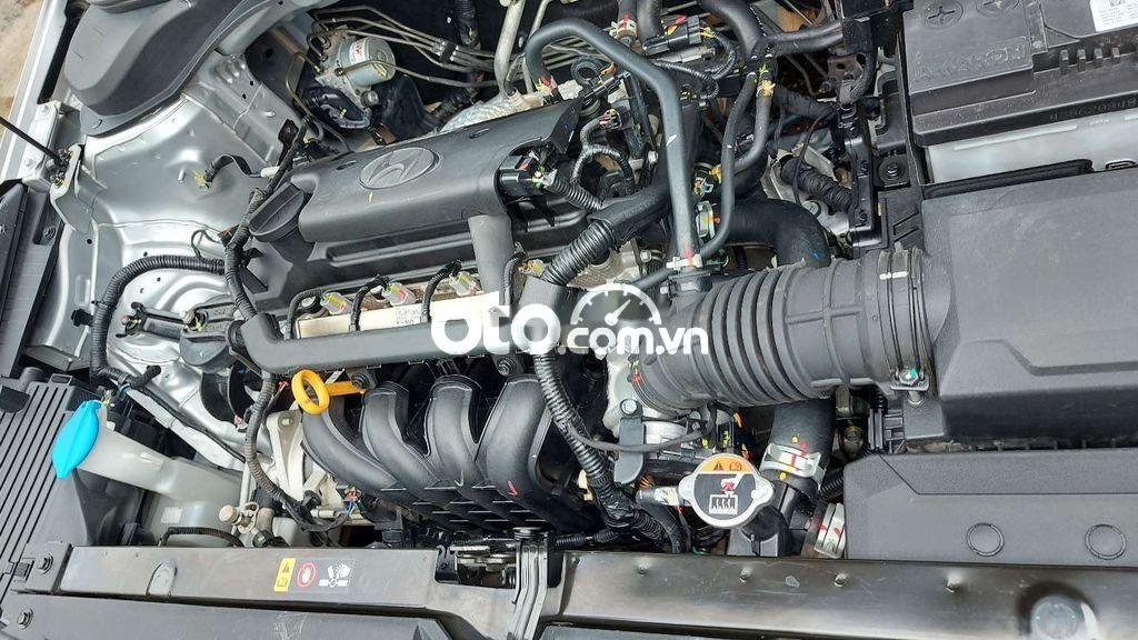 Hyundai Accent 2020 - Bán Hyundai Accent sản xuất 2020, màu bạc 