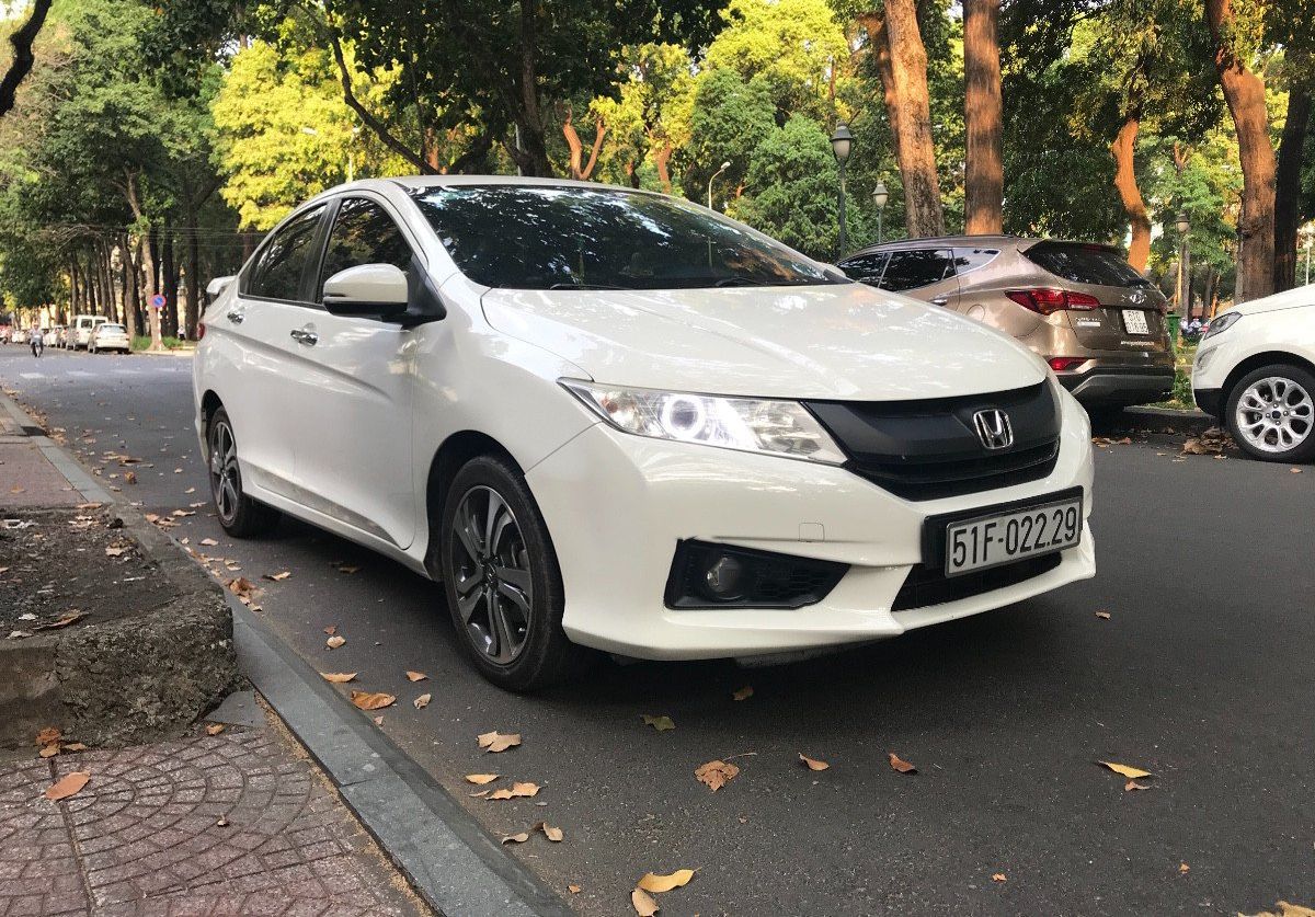 Honda City   1.5AT  2014 - Bán Honda City 1.5AT đời 2014, màu trắng chính chủ