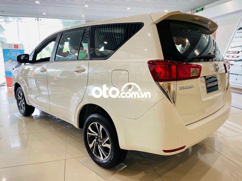 Toyota Innova 2021 - Bán Toyota Innova đời 2021, màu trắng giá cạnh tranh