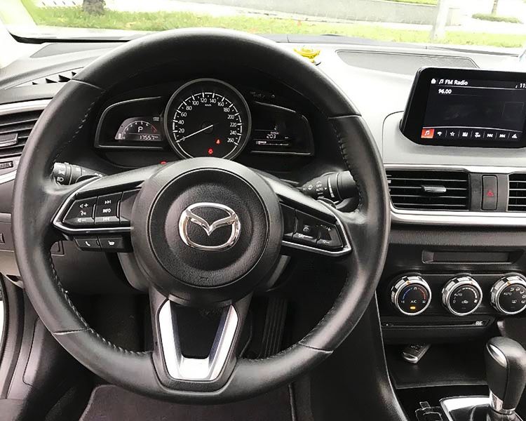 Mazda 3     2019 - Bán Mazda 3 đời 2019, màu trắng còn mới