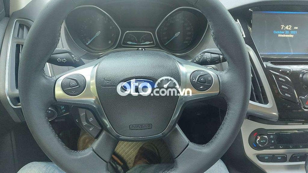 Ford Focus 2014 - Bán xe Ford Focus sản xuất năm 2014