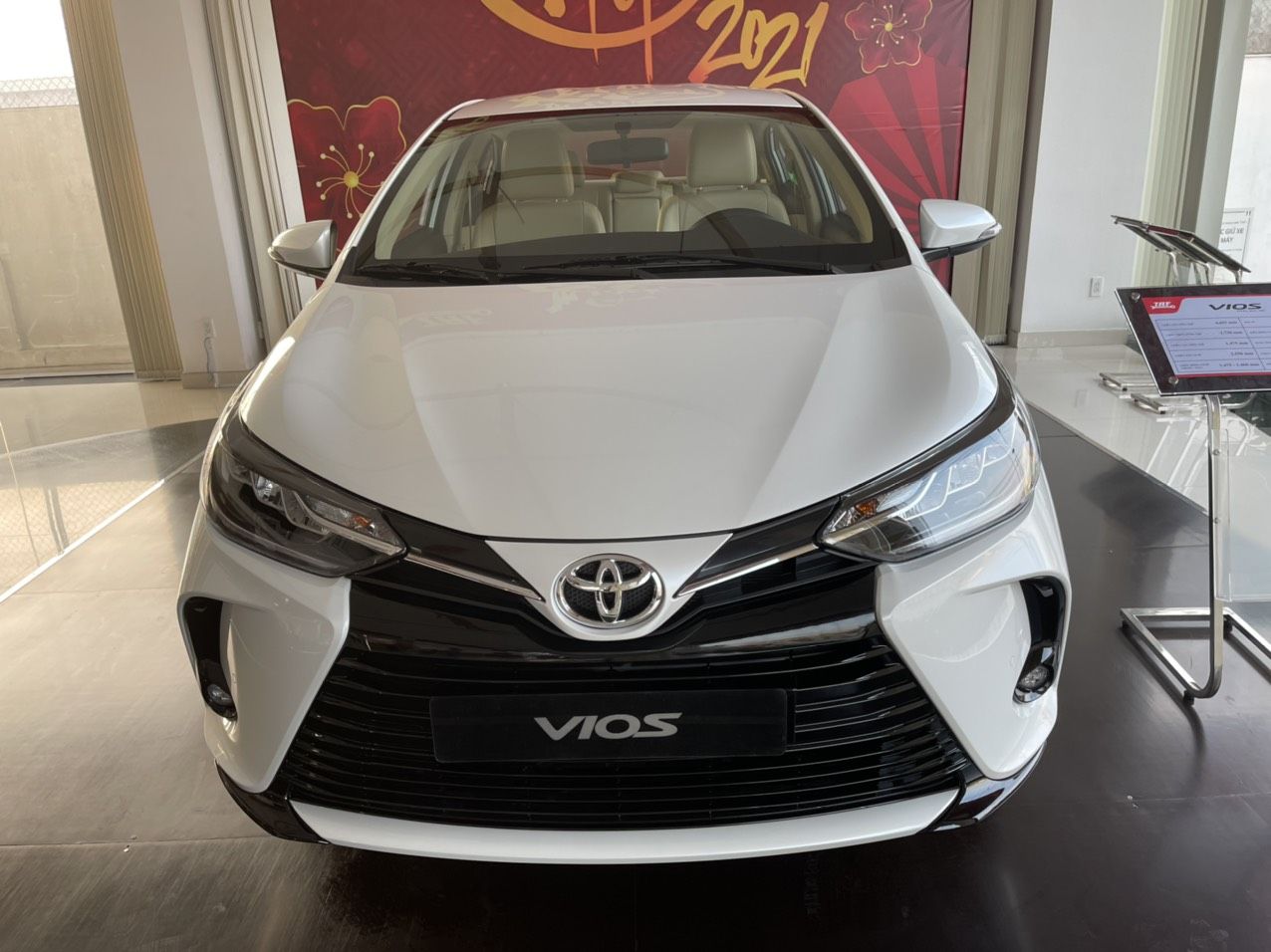 Toyota Vios 2021 - Toyota Vios 1.5G sản xuất năm 2021, trắng ngọc trai giao ngay