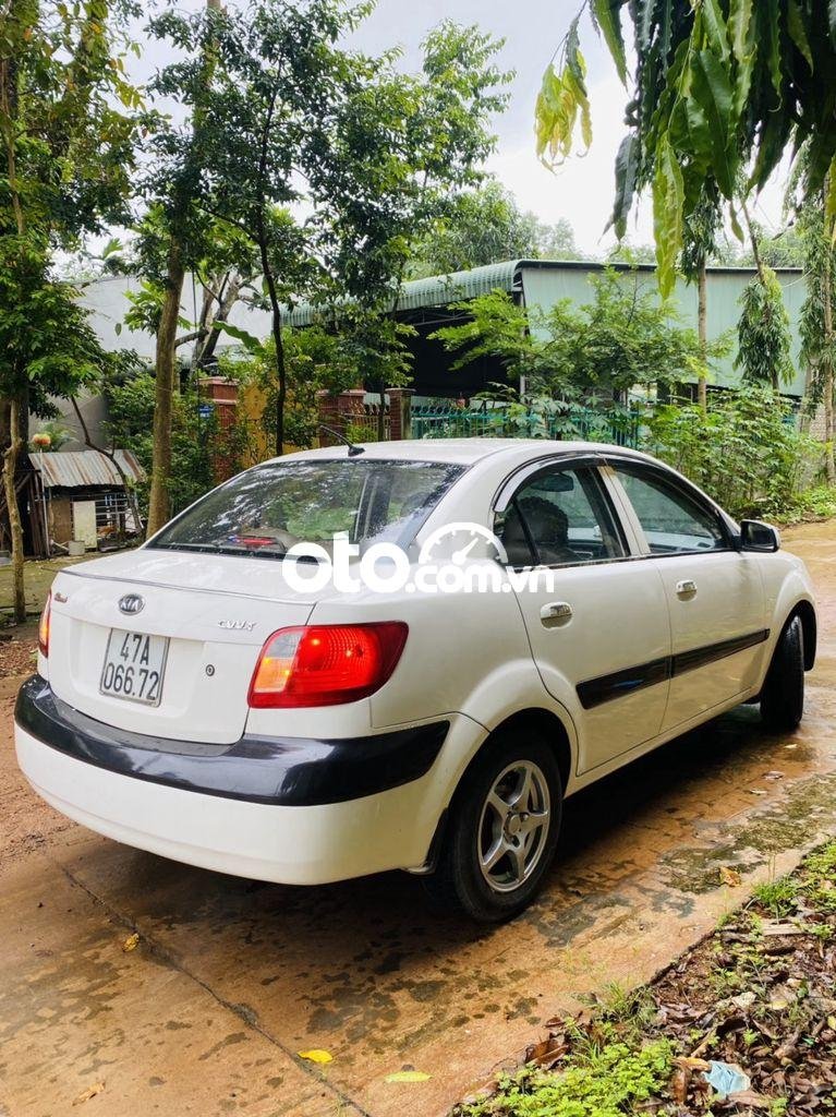 Kia Rio 2007 - Cần bán lại xe Kia Rio năm sản xuất 2007, màu trắng, xe nhập